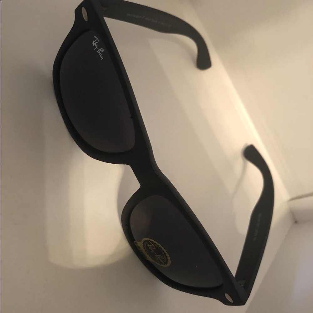 Ray ban wayfarer sunglasses